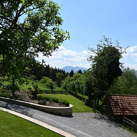 Lavender Hill, Eko & Wellness