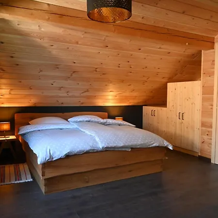 Lavender Hill, Eko & Wellness ポルゼラ