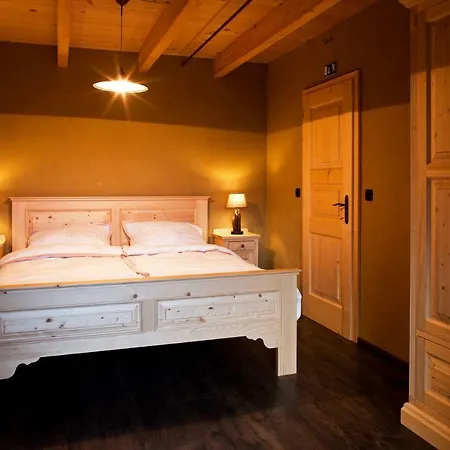 Lavender Hill, Eko & Wellness ポルゼラ